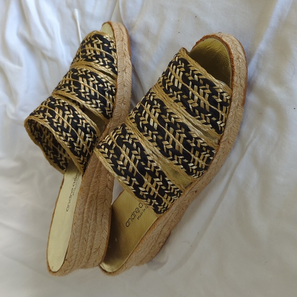 Casual style low platforms